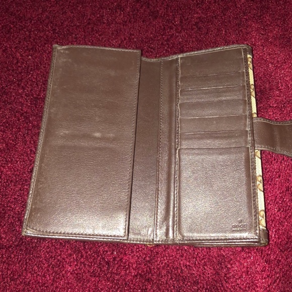 Authentic Gucci wallet - Picture 2 of 7